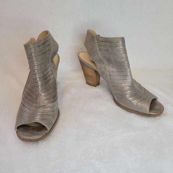 Paul Green Womans Cayanne Peep Toe High Heel Booties - Picture 2 of 9